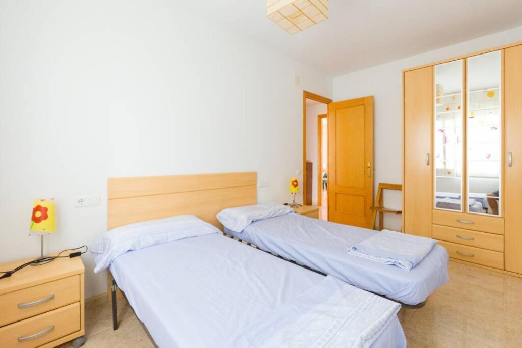 אלקנאר La Rapita - Apartamento De Dos Dormitorios Con Piscina Comunitaria מראה חיצוני תמונה