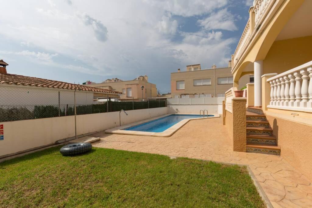 אלקנאר La Rapita - Apartamento De Dos Dormitorios Con Piscina Comunitaria מראה חיצוני תמונה